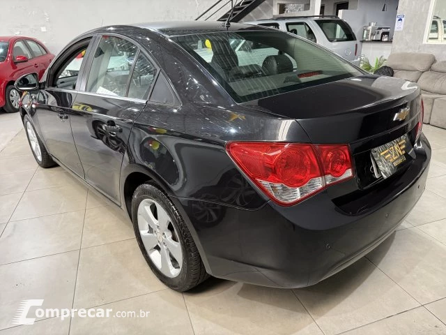 CRUZE SEDAN - 1.8 LT 16V 4P AUTOMÁTICO