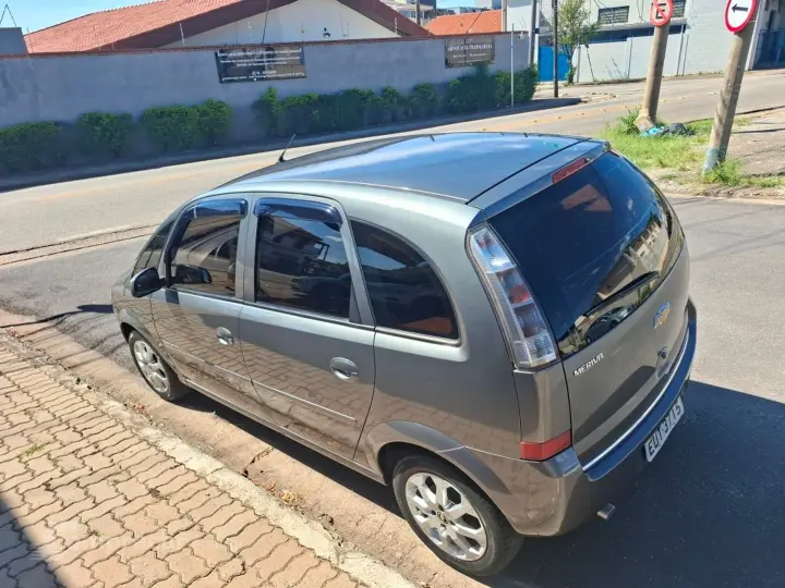 Meriva 1.8 Mpfi Premium 8V Flex 4P Automatizado