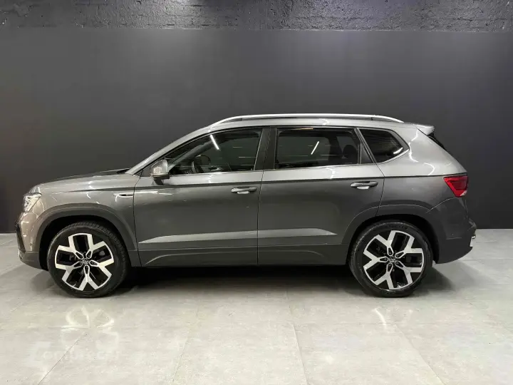 TAOS 1.4 250 TSI TOTAL FLEX HIGHLINE AUTOMÁTICO