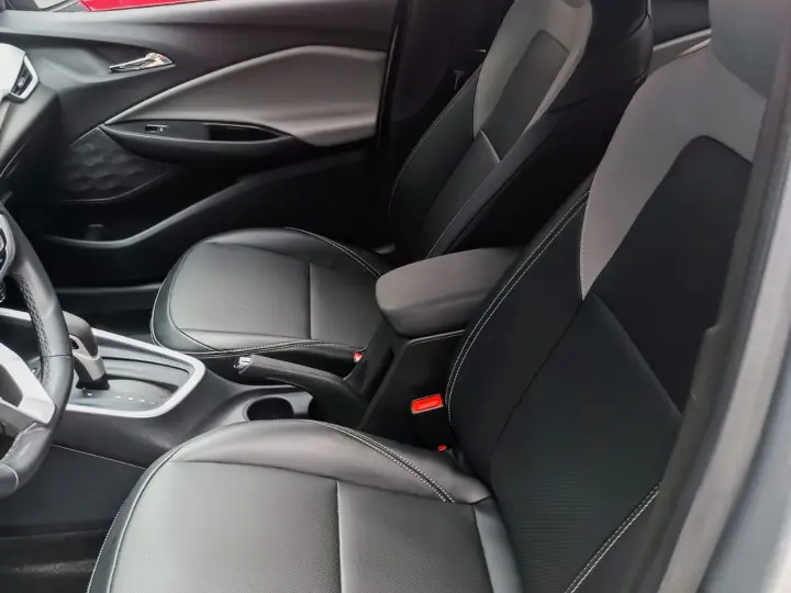 Onix 1.0 Turbo Flex Plus Premier Automático