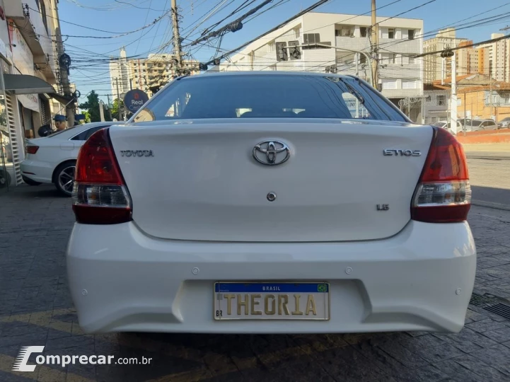 TOYOTA ETIOS 1.5 X PLUS SEDAN 16V 2020