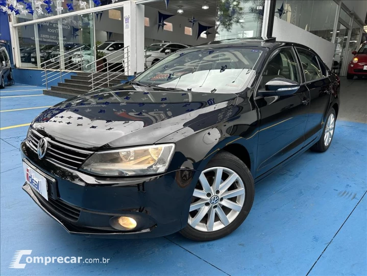 JETTA 2.0 COMFORTLINE FLEX 4P TIPTRONIC