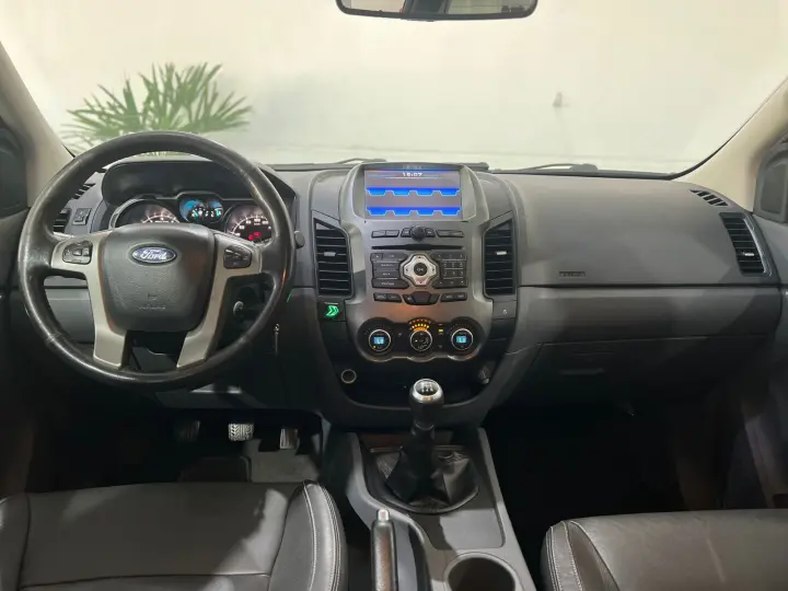 RANGER 2.5 Limited Plus 4X2 CD 16V