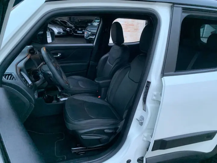 Renegade S T270 1.3 TB 4x4 Flex Aut.