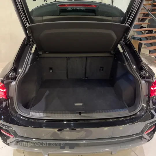 Q3 SPB Performance 2.0 TFSI Tipt. Quatt.