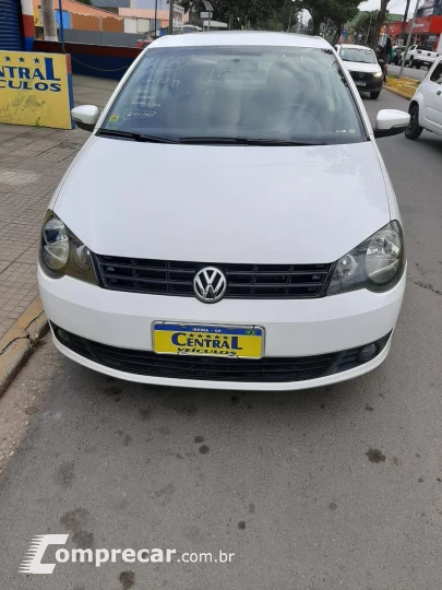 POLO SEDAN 1.6 MI Comfortline 8V