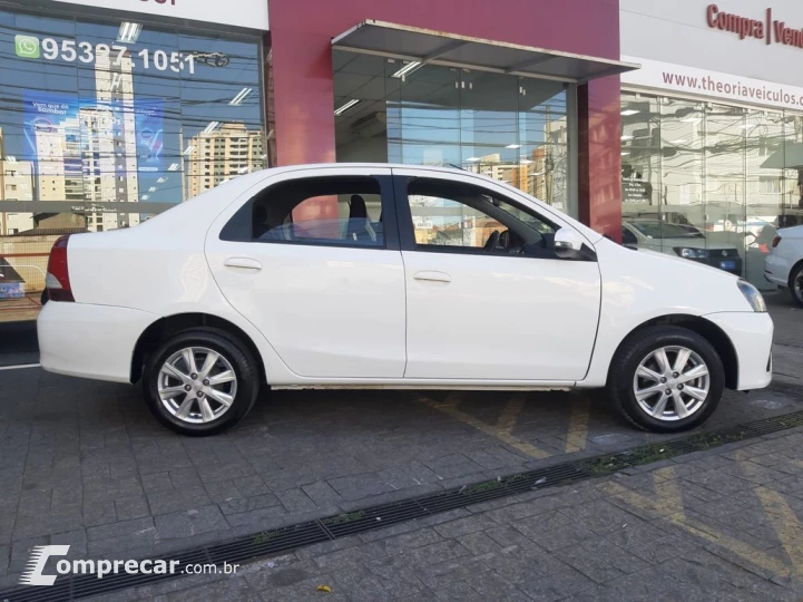 TOYOTA ETIOS 1.5 X PLUS SEDAN 16V 2020