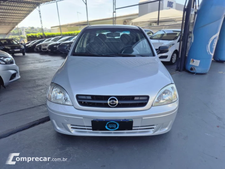 Corsa Sedan 1.0 MPFI 8V 71cv 4p