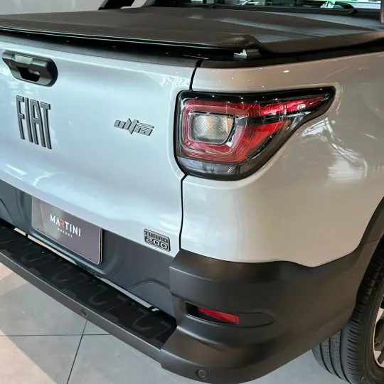 Strada Ultra 1.0 Flex Turbo CD Aut.