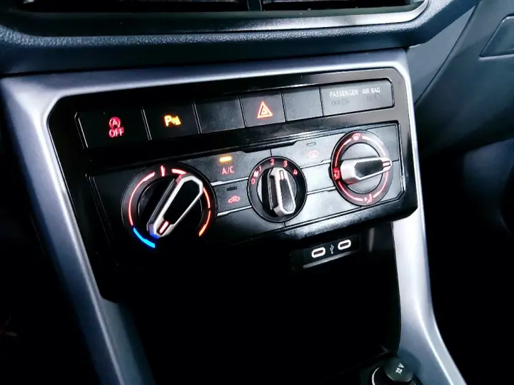 T-CROSS 1.0 200 TSI TOTAL FLEX AUTOMÁTICO