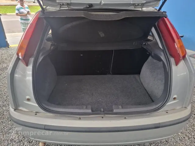 FOCUS HATCH - 1.6 GL 8V 4P MANUAL