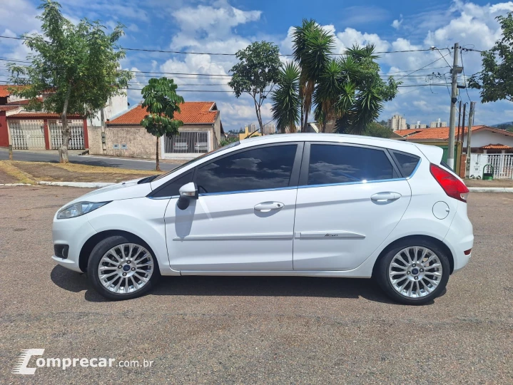 FIESTA 1.6 Titanium Plus Hatch 16V