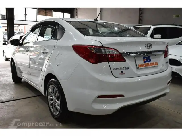 HB20S - 1.6 COMFORT PLUS 16V 4P AUTOMÁTICO