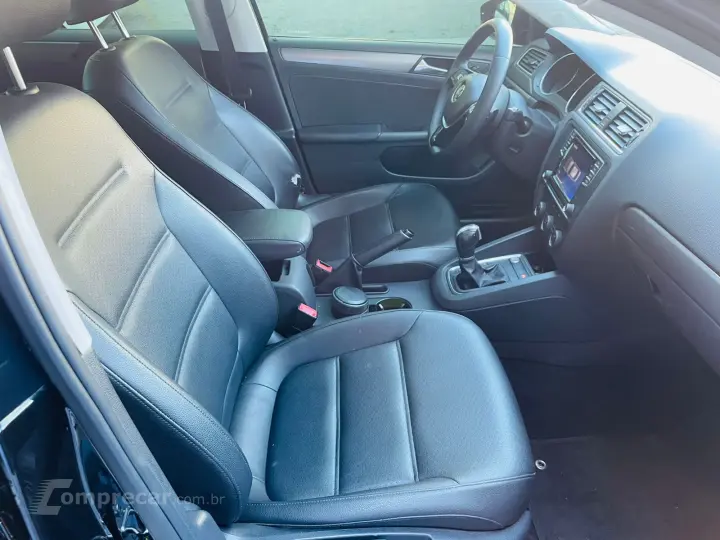 JETTA 1.4 16V TSI Comfortline