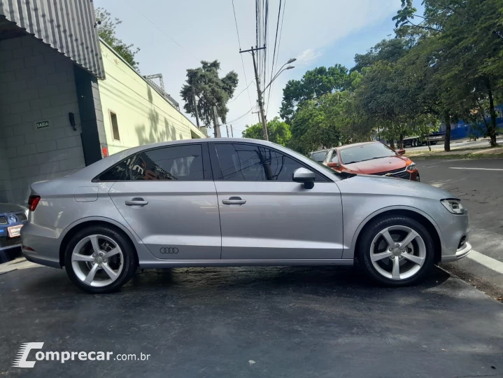 A3 Sedan 1.4 TFSI Flex Tiptronic 4p