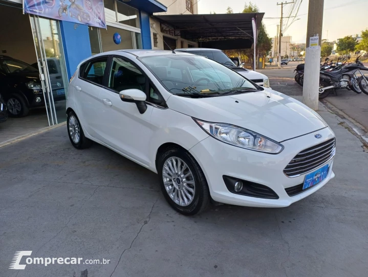 Fiesta Hatch 1.6 16V 4P FLEX TITANIUM PLUS POWERSHIFT AUTOMÁ