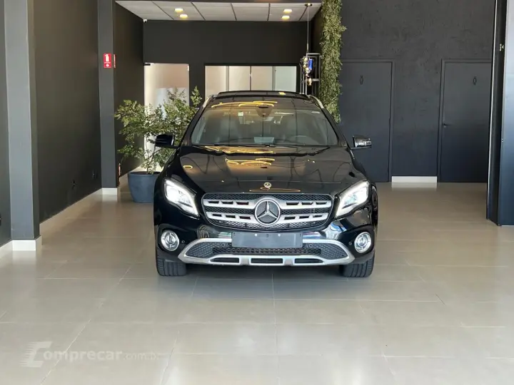 GLA 200 1.6 CGI Enduro 16V Turbo