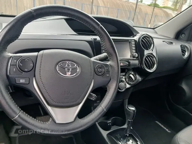 ETIOS SEDAN - 1.5 PLATINUM SEDAN 16V 4P AUTOMÁTICO