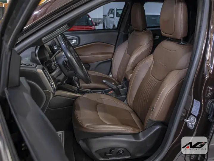 TORO 2.0 16V Turbo Ranch 4WD