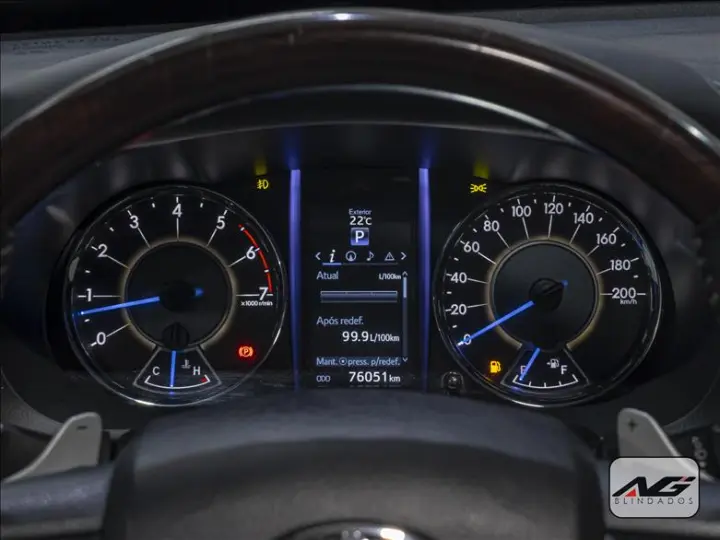 HILUX SW4 2.7 SRV 7 Lugares 4X2 16V