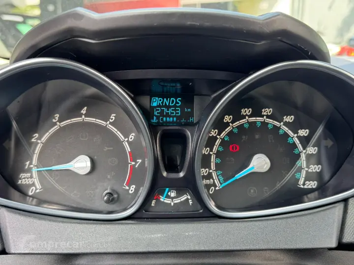 FIESTA 1.6 Titanium Hatch 16V