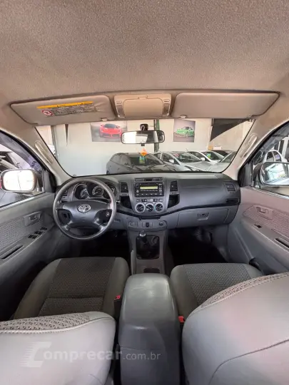 Hilux CD SR 4x2 2.7 16V/2.7 Flex Mec