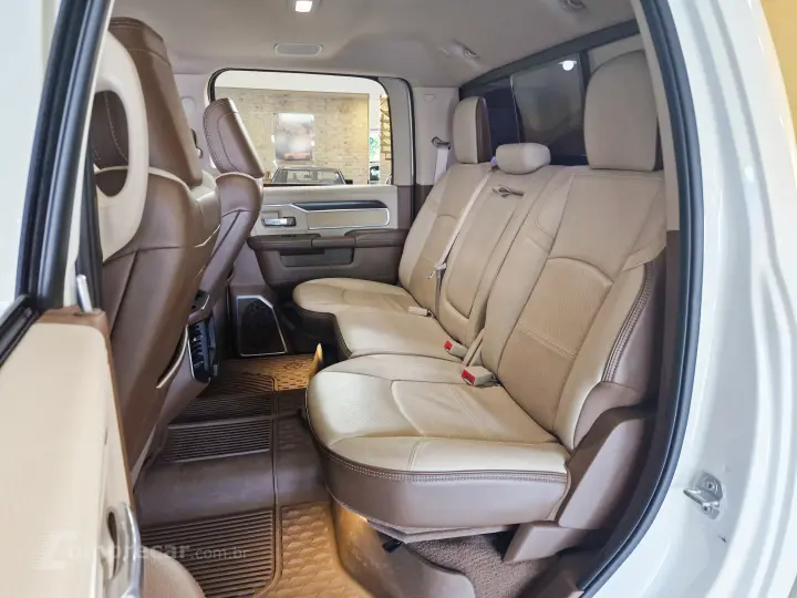 2500 6.7 I6 Turbo Laramie CD 4X4