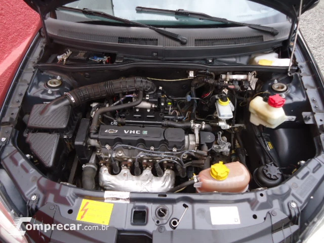CELTA 1.0 MPFI LT 8V