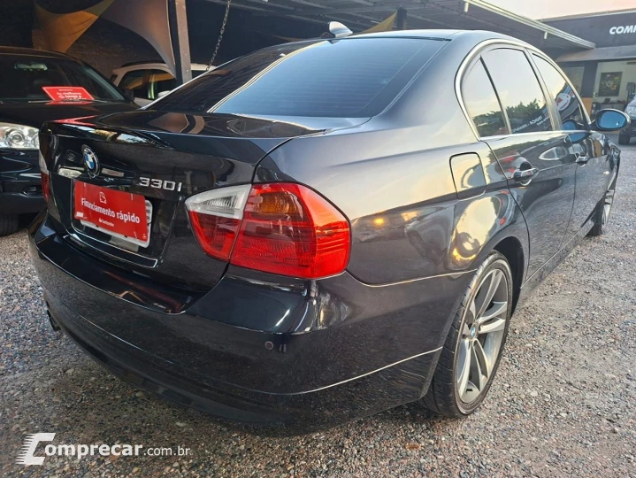 330I 3.0 Motorsport Sedan 24V Gasolina 4P Automático