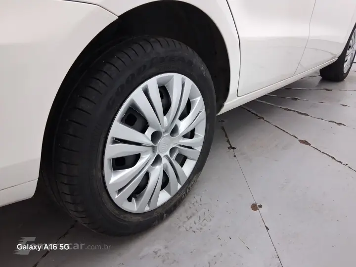 VOYAGE 1.0 12V MPI TOTALFLEX 4P MANUAL