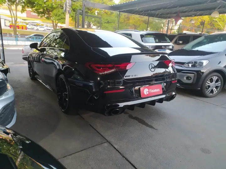 CLA 35 AMG 2.0 CGI 4matic 7g-dct