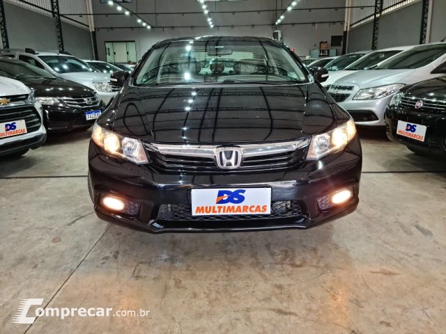 CIVIC - 1.8 EXS 16V 4P AUTOMÁTICO