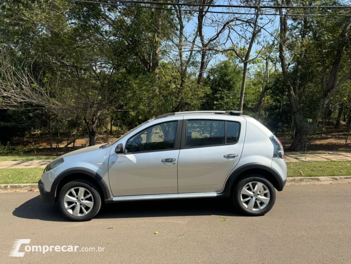 SANDERO 1.6 16V SCE Stepway