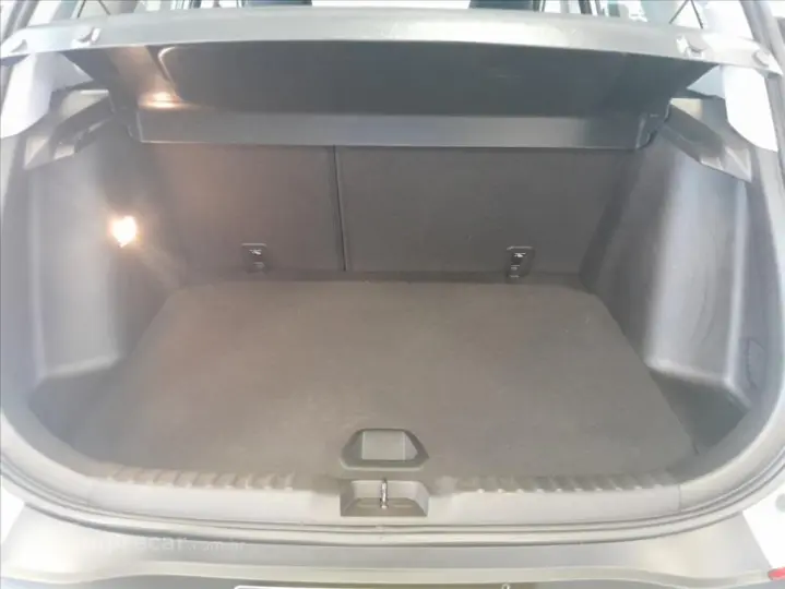 TRACKER 1.0 TURBO FLEX AUTOMÁTICO