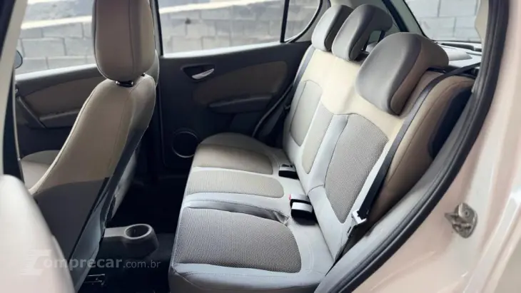 Palio ESSENCE 1.6 Flex 16V 5p