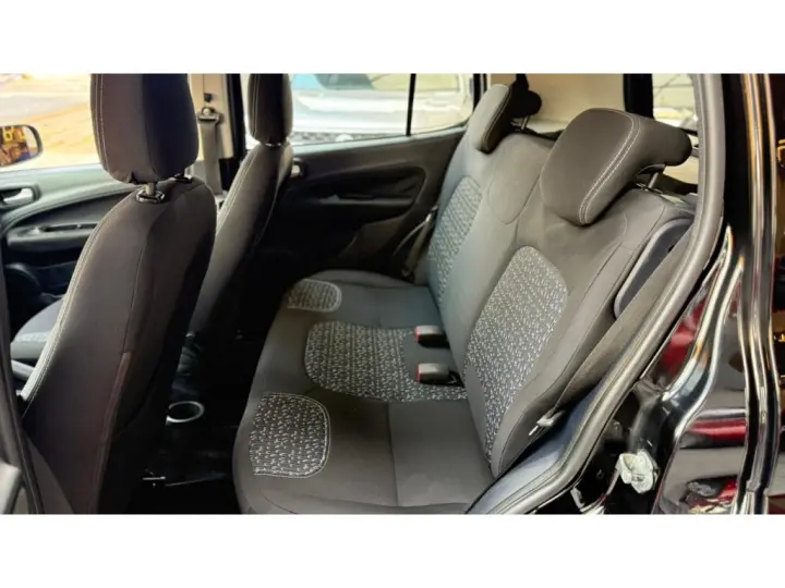 UNO 1.4 EVO EVOLUTION 8V FLEX 4P MANUAL