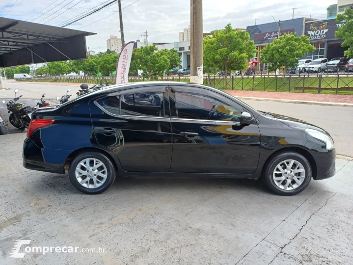 Versa Sedan 1.6 16V 4P SV FLEX XTRONIC AUTOMÁTICO CVT