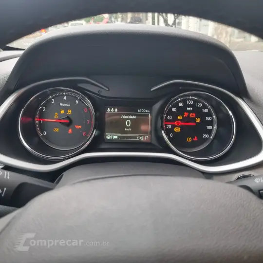 ONIX 1.0 Turbo Plus Premier