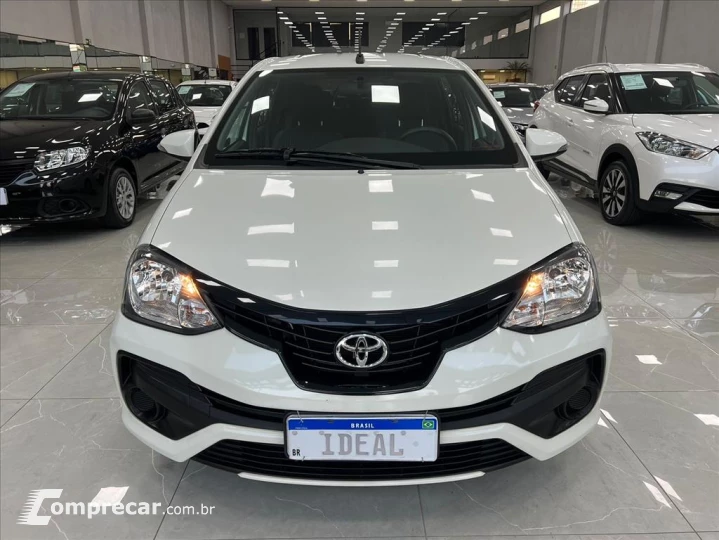 ETIOS 1.5 X PLUS SEDAN 16V FLEX 4P AUTOMÁTICO