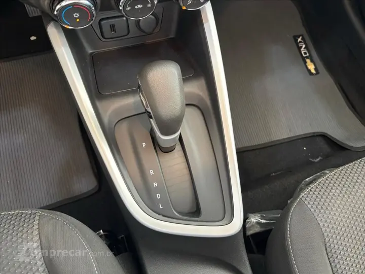 ONIX 1.0 TURBO FLEX LTZ AUTOMÁTICO