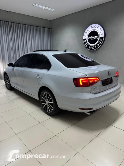 JETTA 2.0 TSI Highline 211cv