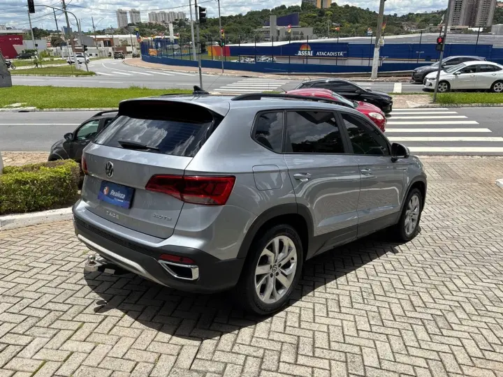 TAOS Comfortline 1.4 250 TSI Flex Aut.