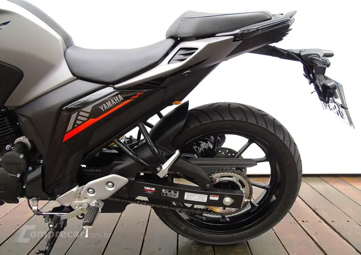 YAMAHA FZ25 FAZER ABS