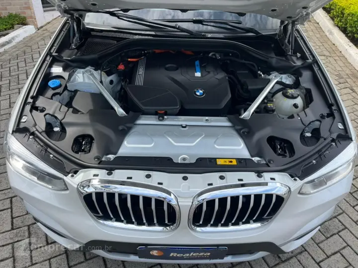 X3 XDRIVE 30e Turbo Aut. (Híbrido)