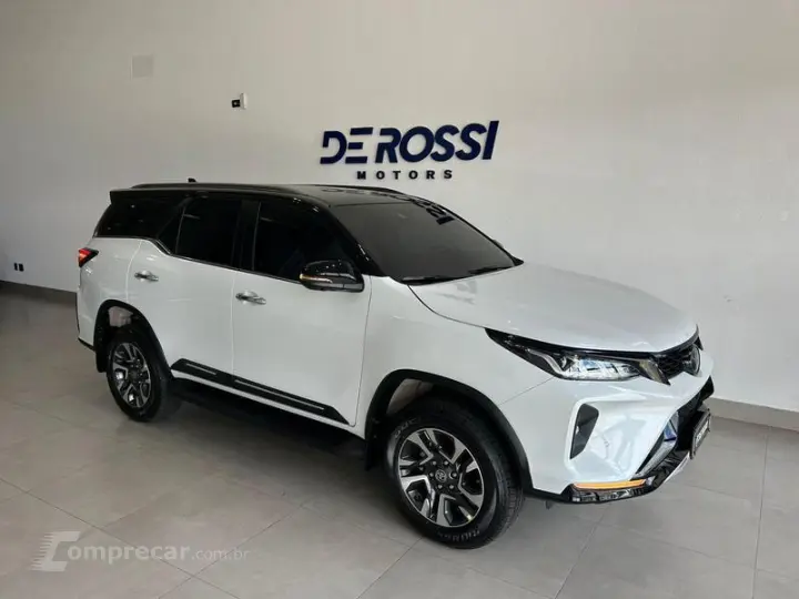 HILUX SW4 DIAMOND 2.8 TB 4X4 DIE. AUT.