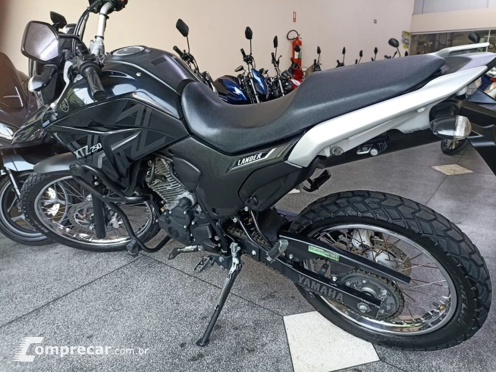 XTZ 250 LANDER 249cc/LANDER BLUEFLEX/ABS