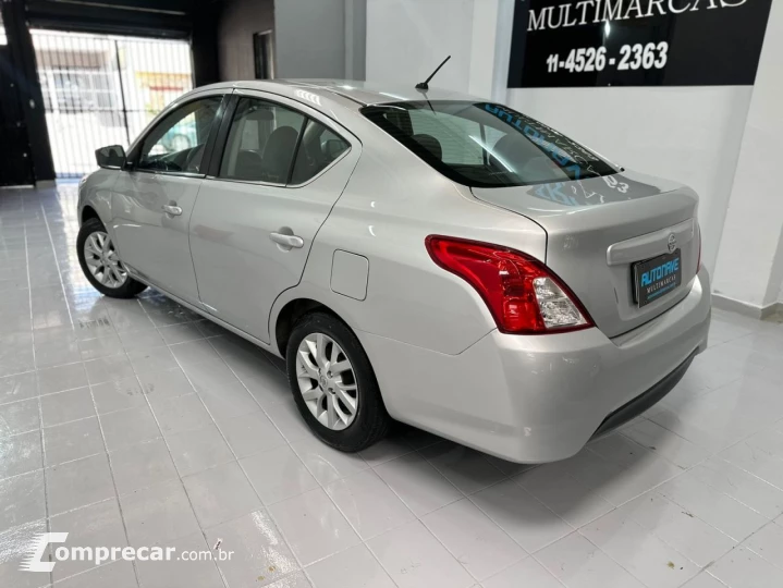 Versa Sedan 1.6 16V 4P FLEX SL