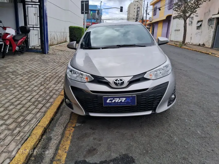 Yaris Hatch 1.3 16V 4P FLEX XL MULTIDRIVE AUTOMÁTICO CVT