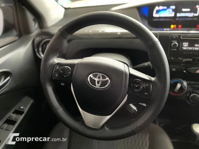 ETIOS SEDAN - 1.5 XS SEDAN 16V 4P AUTOMÁTICO