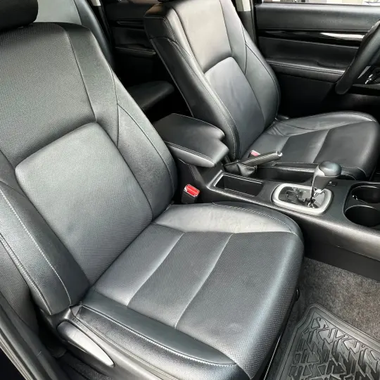 Hilux CD SRX 4x4 2.8 TDI 16V Diesel Aut.